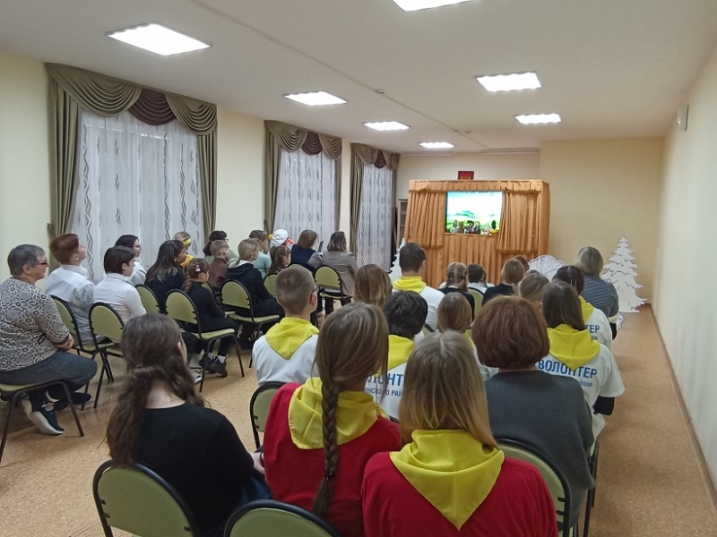 В школе состоялся фестиваль «ПроТеатрРавных».