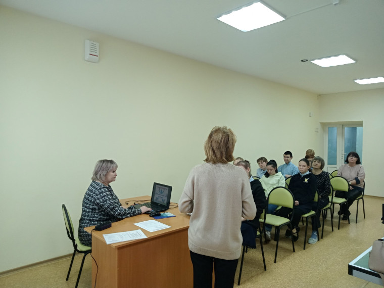 Для старшеклассников прошел урок профориентации.