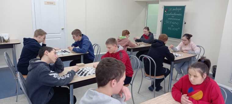 В школе состоялся турнир по шашкам.